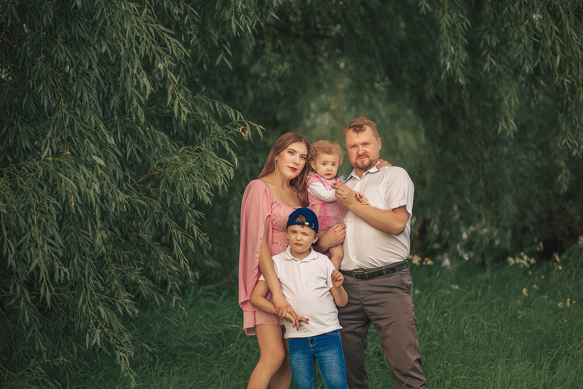 Сергей и Алёна. Нас уже четверо. Семейный, детский, свадебный фотограф по всей РБ Валера Михневич