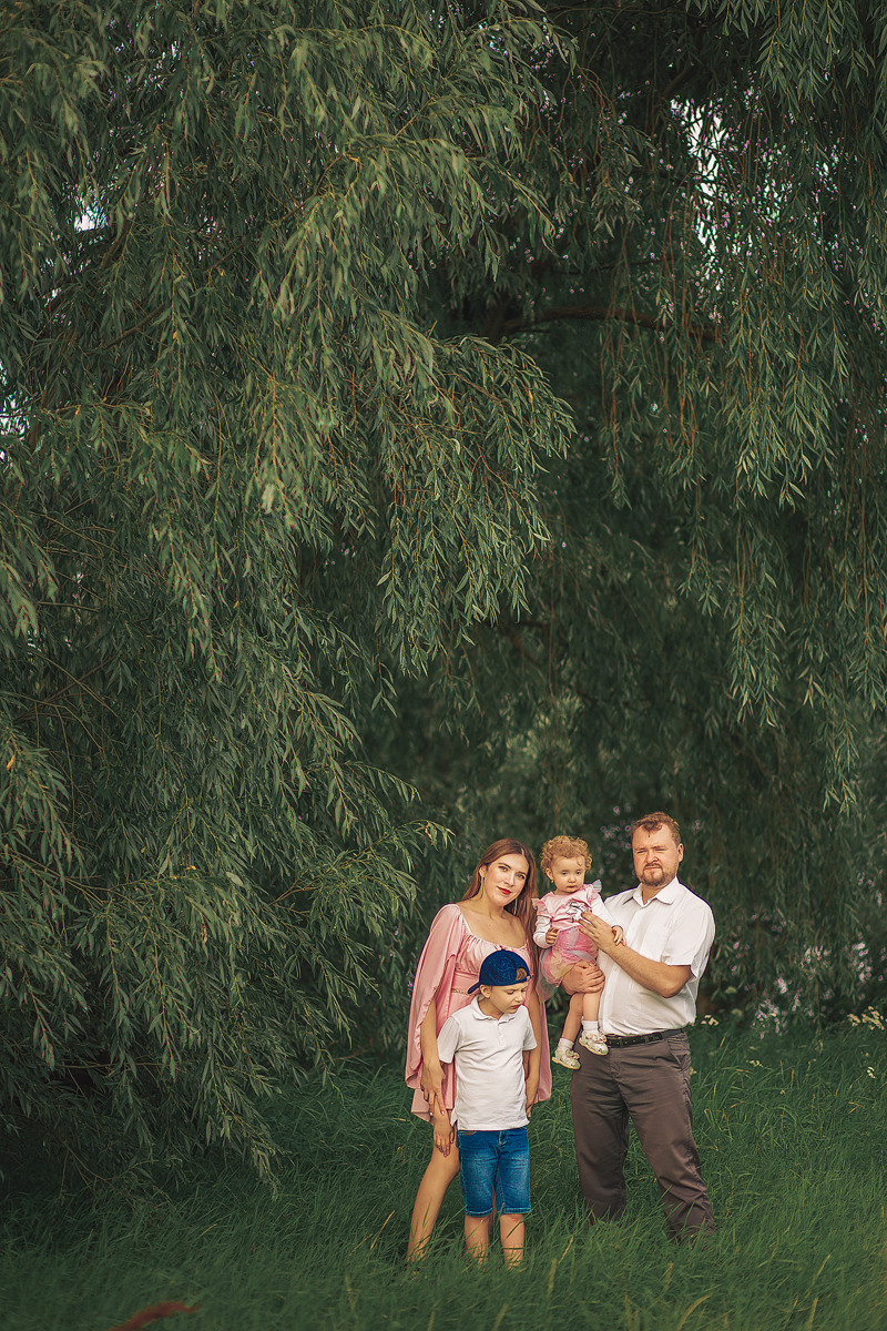 Сергей и Алёна. Нас уже четверо. Семейный, детский, свадебный фотограф по всей РБ Валера Михневич