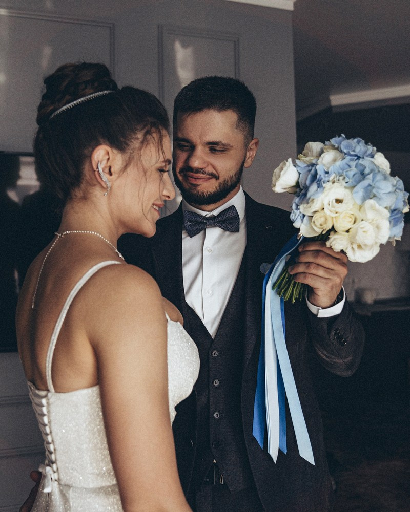 первая встреча молодоженов