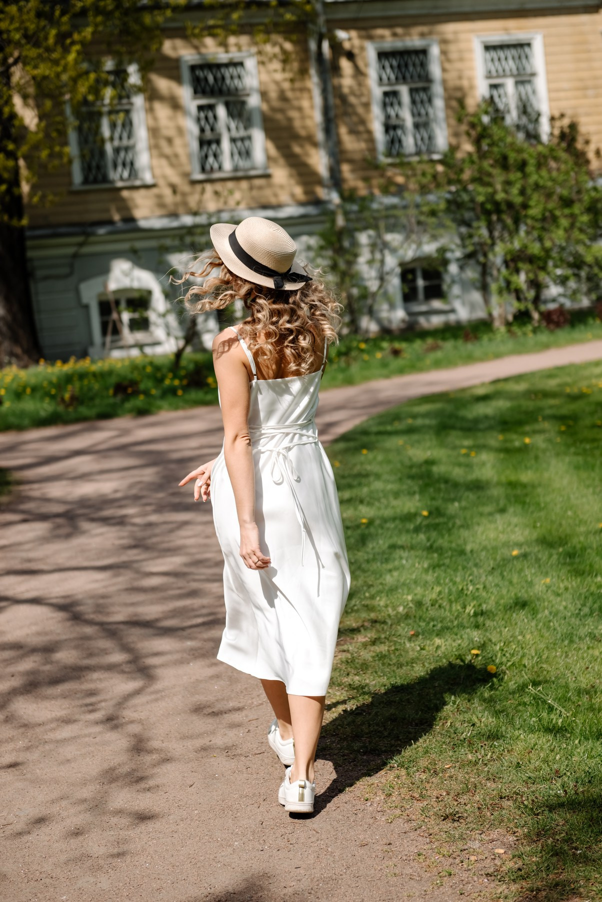 Оксана. Яблоневое цветение. Свадебный и семейный фотограф в Санкт-Петербурге Елена Худякова