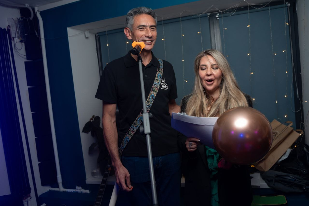 Фото. Московская кавер-группа BankBand