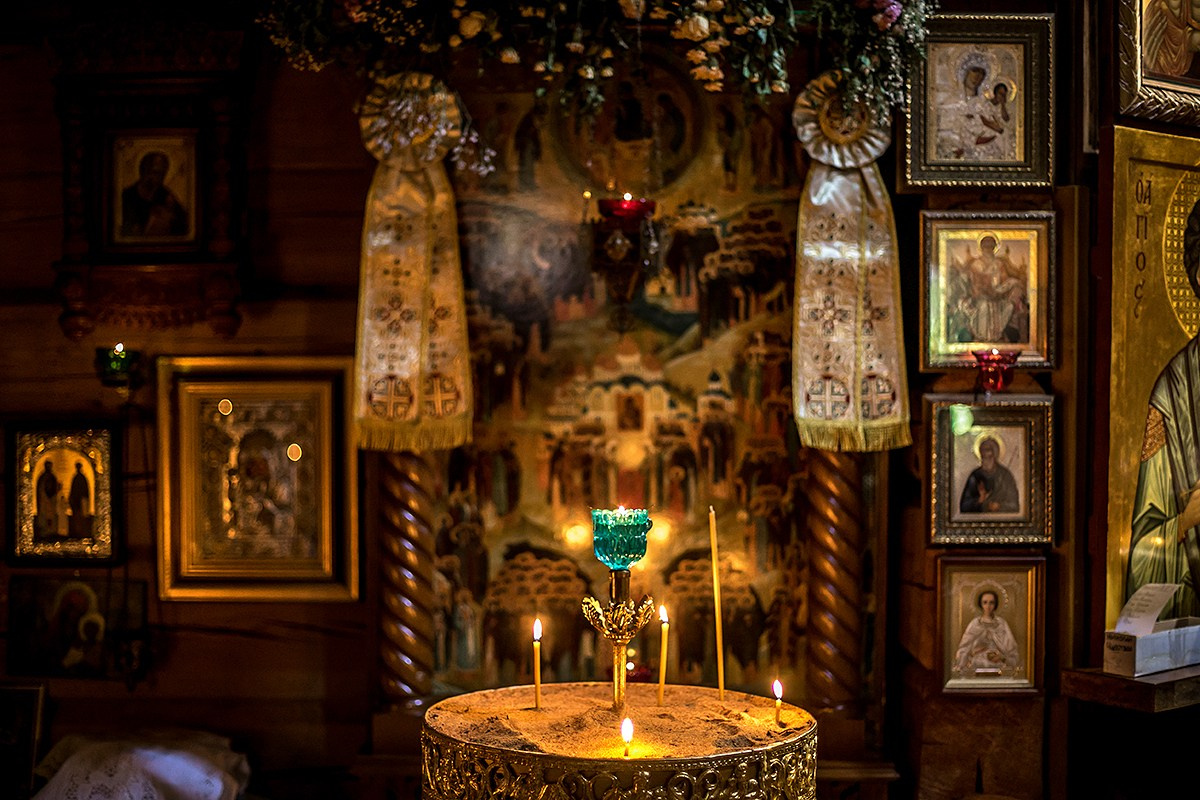 Крещение Храм всех Русских святых. п.Сосново. Фотограф на крещение в Санкт Петербурге