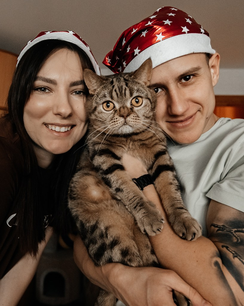 Новогоднее: Вика, Юрий, Оля и Уля. Фотограф г. Хабаровск