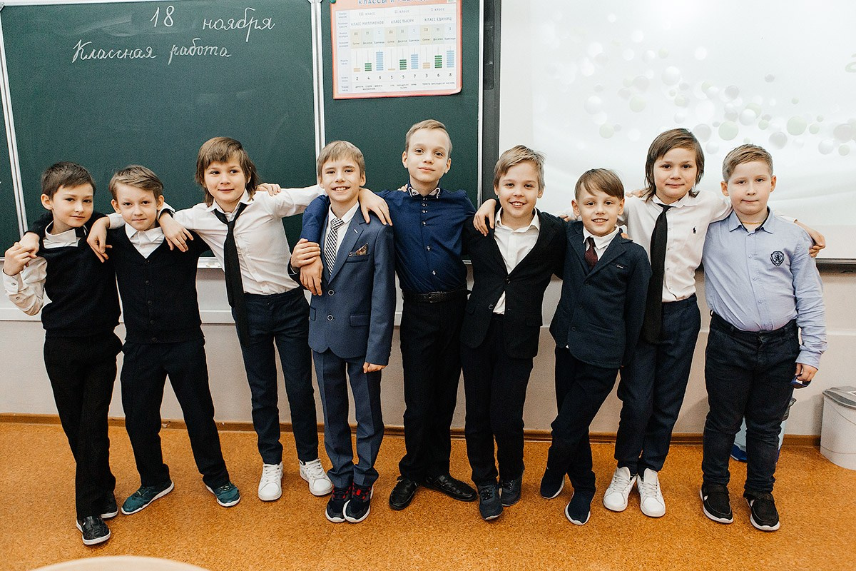 Изготовление выпускных альбомов в Москве и Московской области