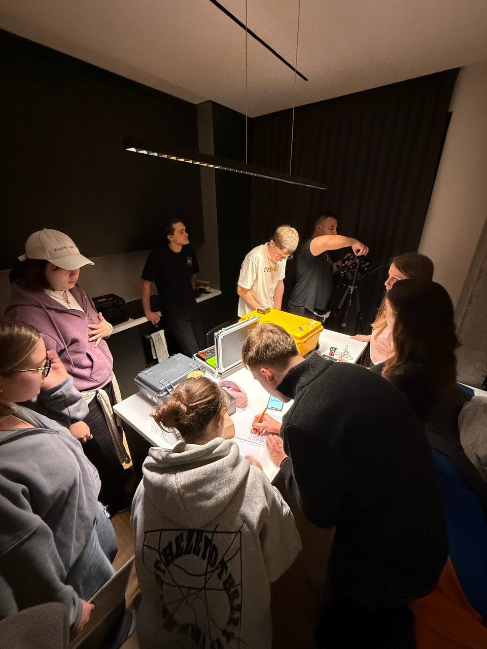 BACKSTAGE GALLERY. «MAK FLAME»