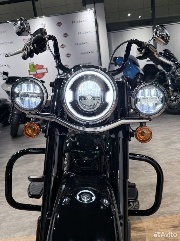 Купить Harley-Davidson 2019 HD Heritage NEW (Softail/Dyna) — подробнее на сайте. Hello Davidson, Москва. Только хорошие мотоциклы…