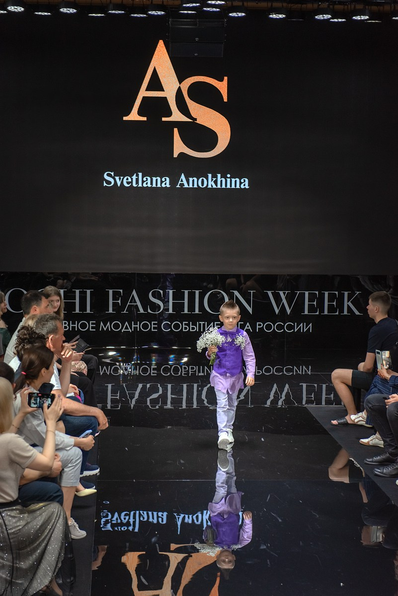 SochiFashionWeek2024 дизайнер Анохина. Семейный и коммерческий фотограф в Сочи Александр Бодунов