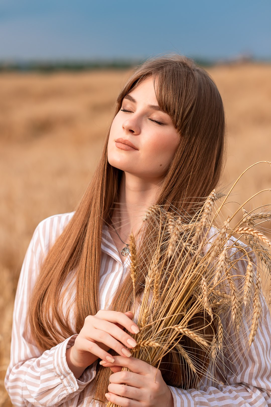 Фотосессия в пшенице. Фотосессии в Москве, женский и семейный фотограф Юлия Михайленко