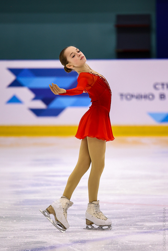 ДАРЬЯ ЕФИМОВА