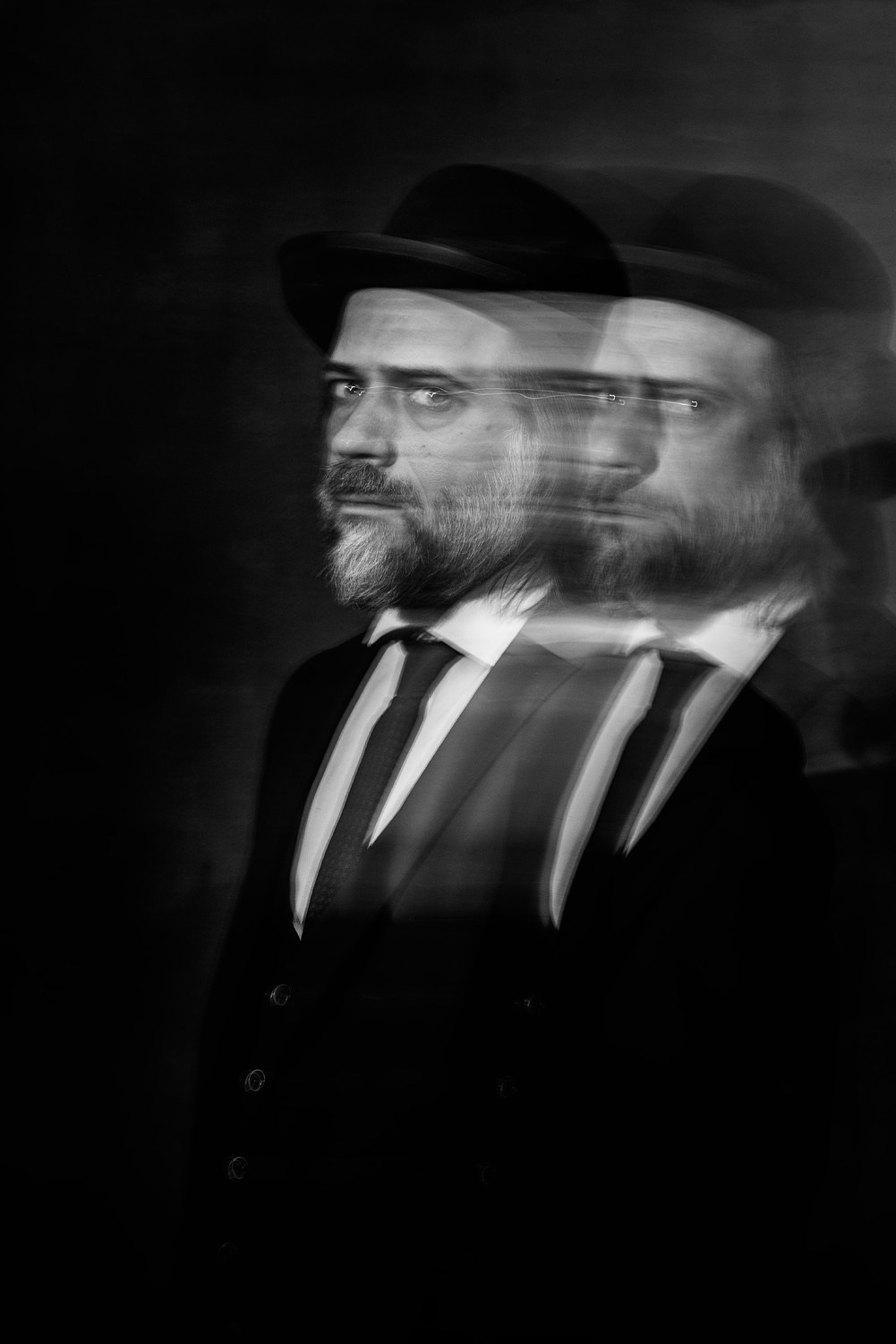 U-ray: Художественный чёрно-белый портрет. U-ray