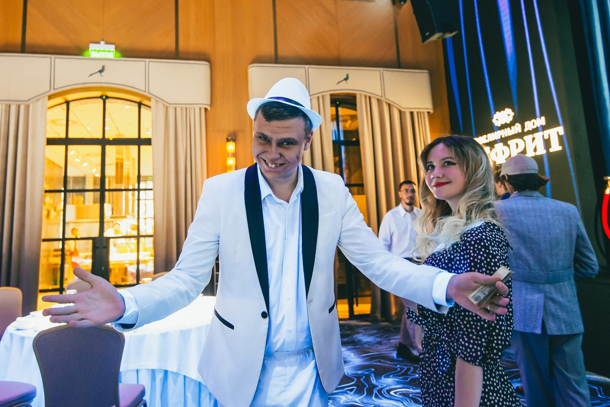 Old House Resort & Spa — «12 стульев»