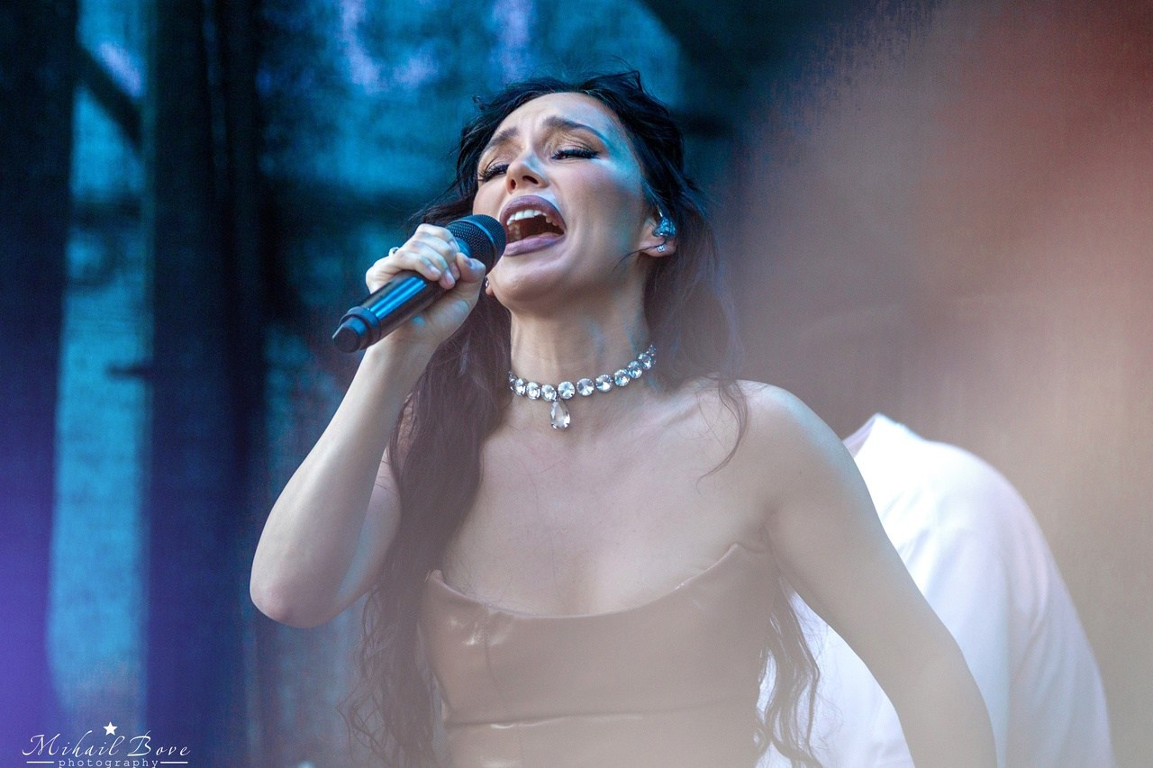 Концерт. Фотограф для маркетплейсов Михаил Бове