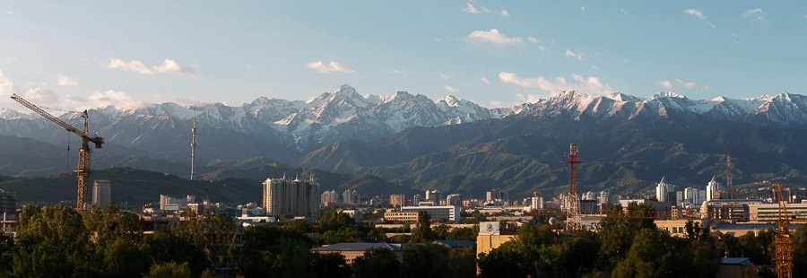 Street art. Фотостудия Алматы. Фотосъемка Алматы. Фотосессия Алматы. Фотокурсы. Обучение фотографии. Аренда студии