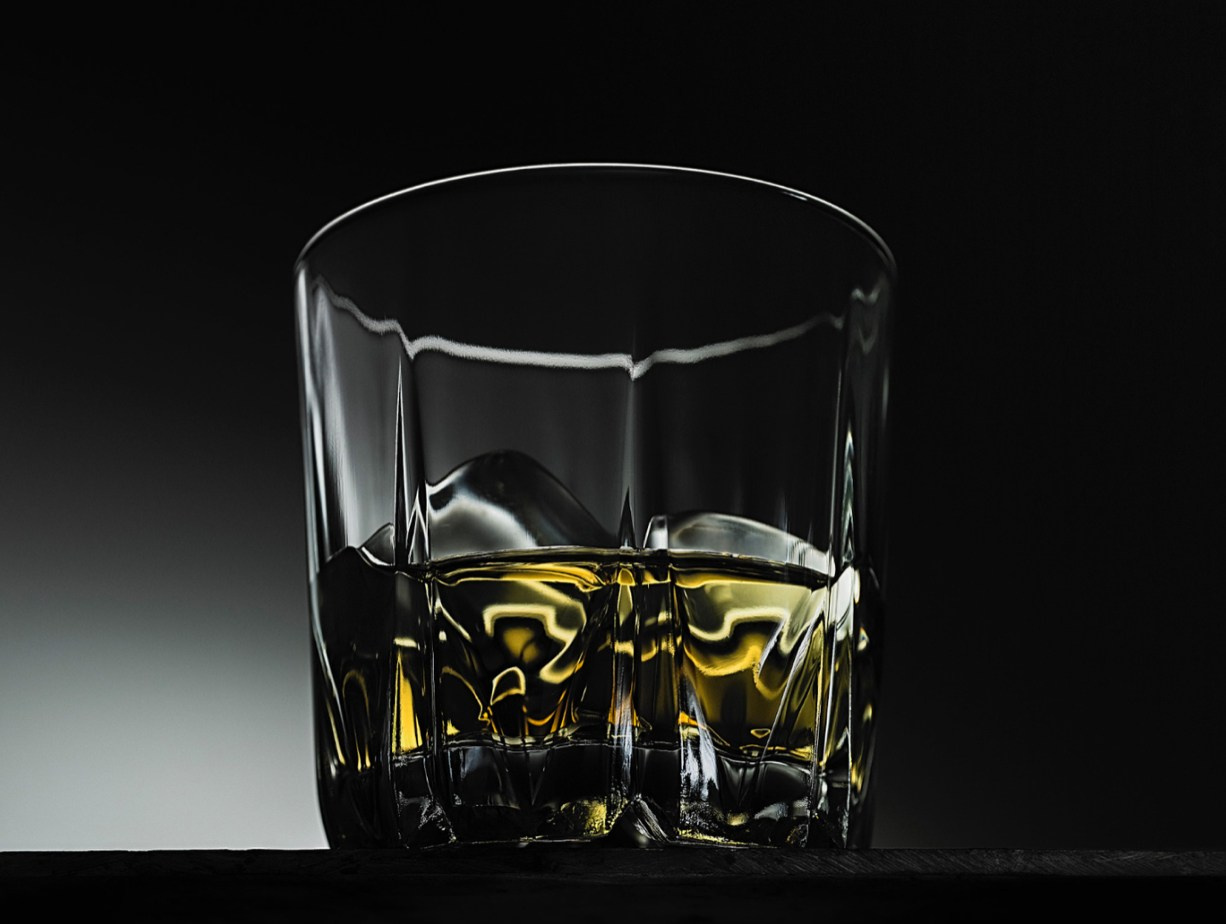 Съемка напитков. Евгений Петровский — Фуд-съемка и предметная съемка в Москве