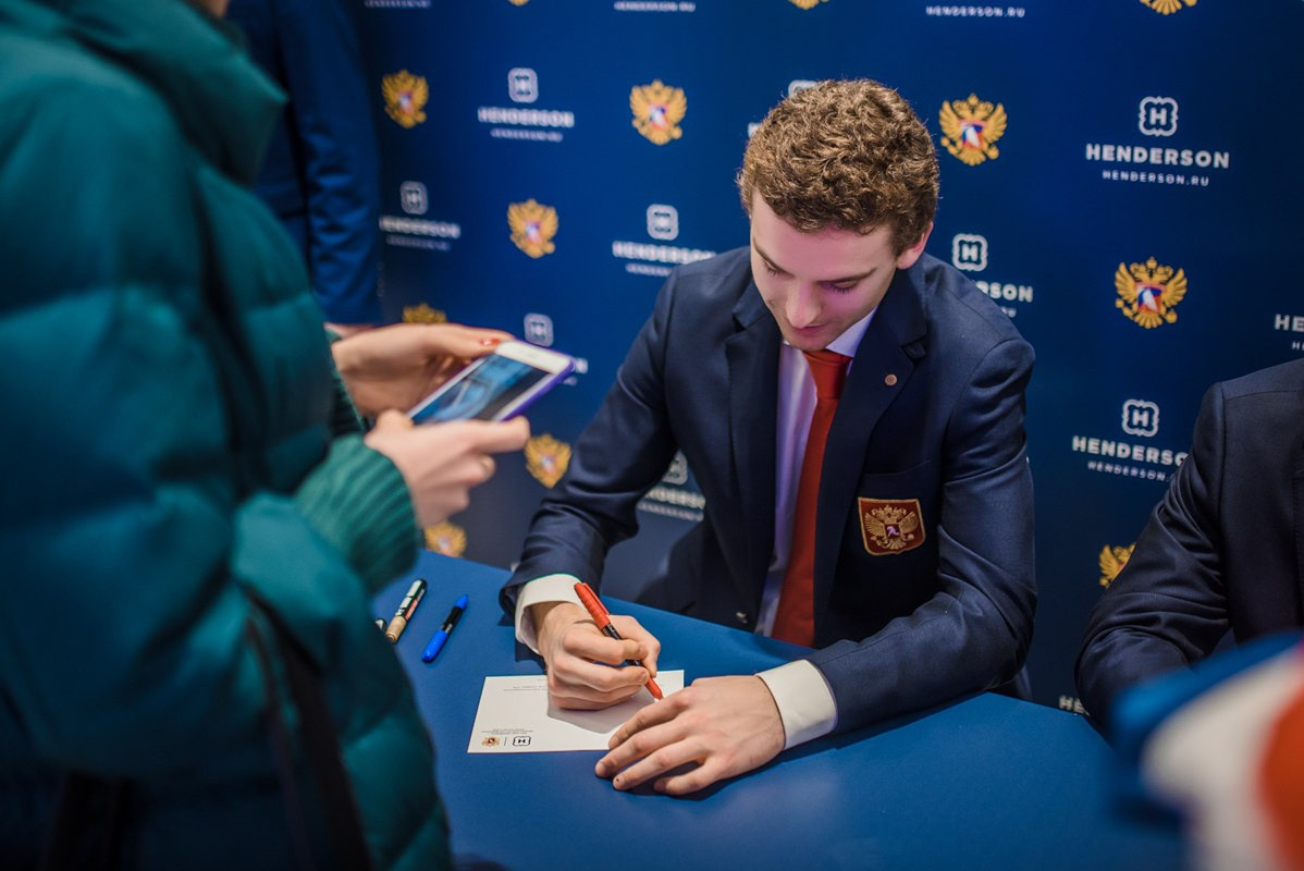 Автограф сессия игроков сборной России по хоккею. Фотограф Саид Дакаев г. Краснодар