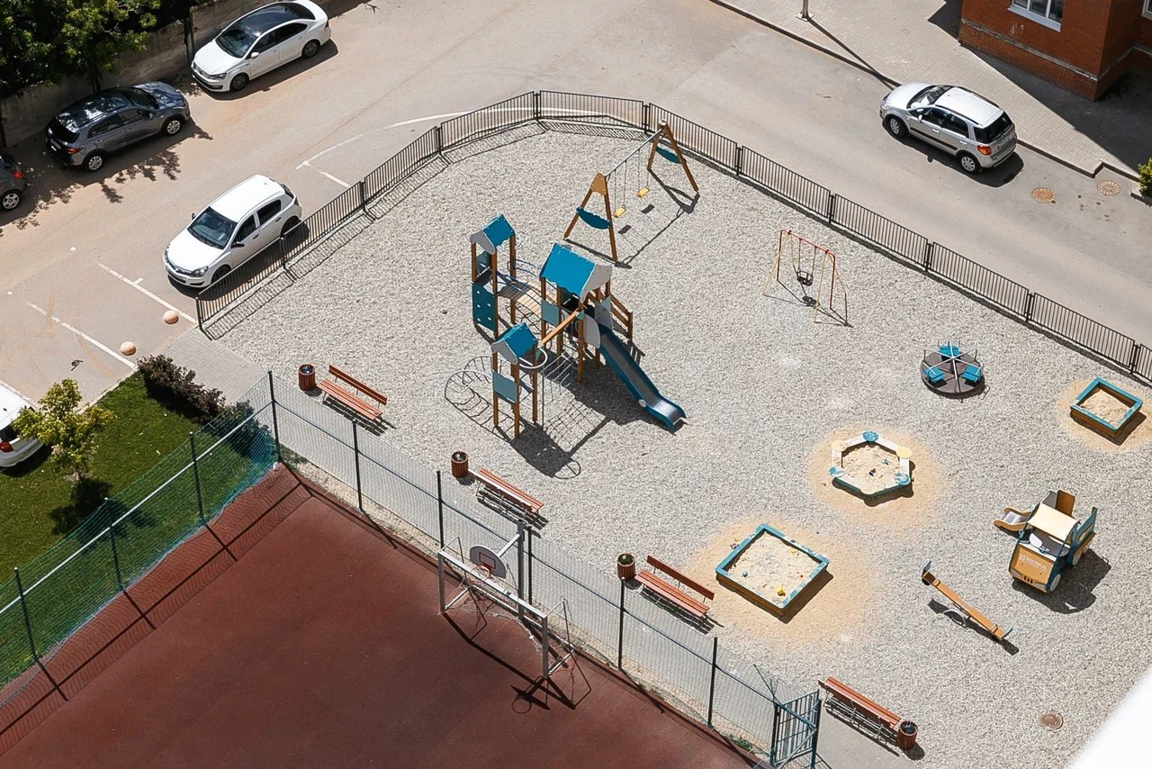 Интерьерная и архитектурная съемка квартиры на проспекте Жукова. Событийный фотограф Максим Бескоровайновнов