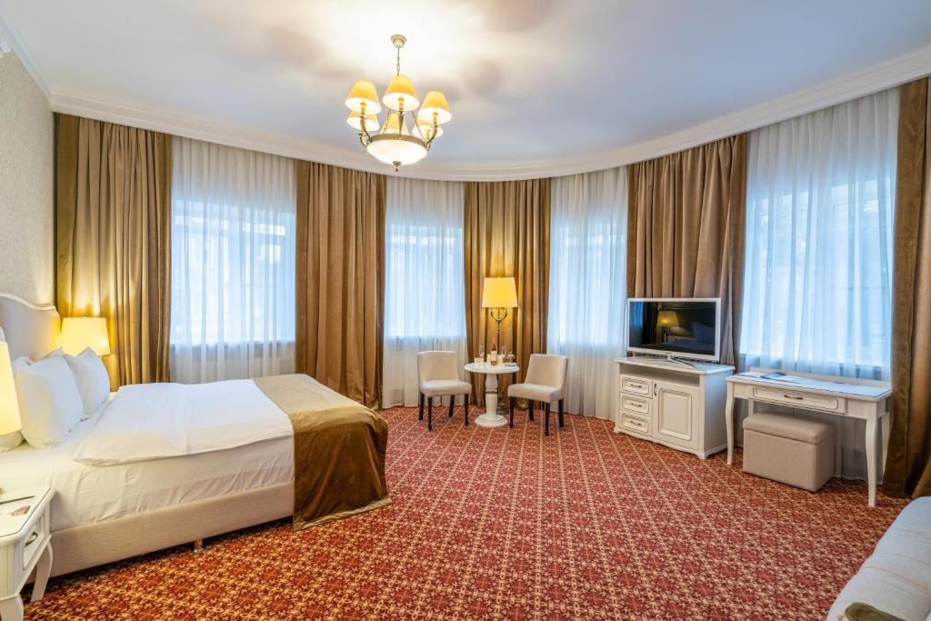 Отель «Атташе». Свадебный фотограф в Ростове Александра Груздева