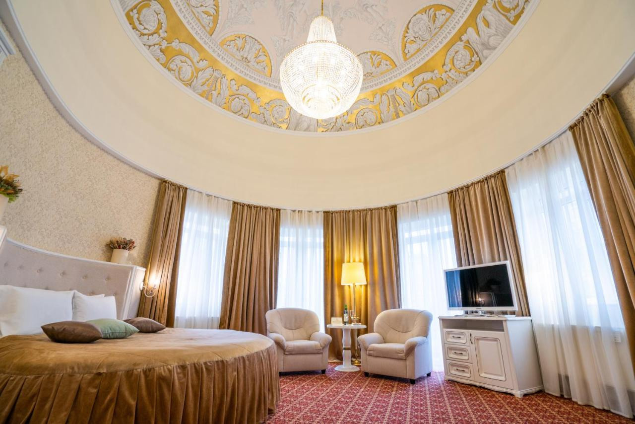 Отель «Атташе». Свадебный фотограф в Ростове Александра Груздева