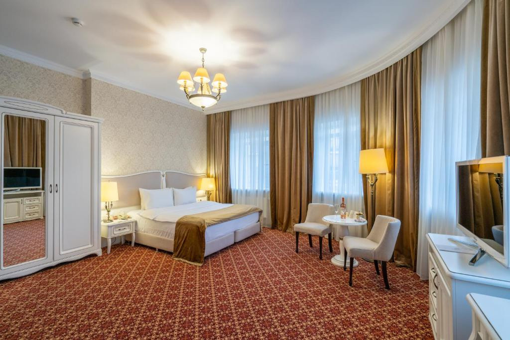 Отель «Атташе». Свадебный фотограф в Ростове Александра Груздева