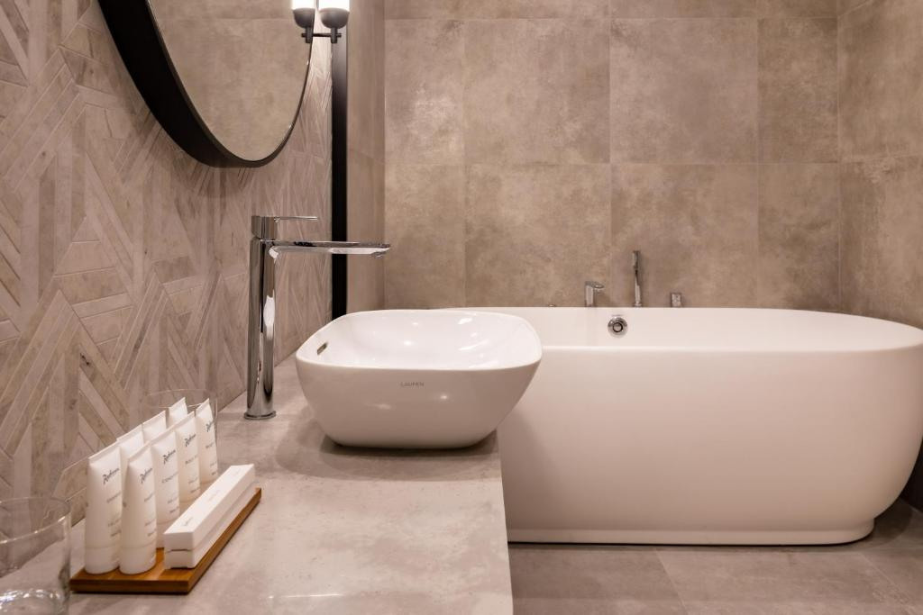 Отель «Radisson Hotel Gorizont». Свадебный фотограф в Ростове Александра Груздева