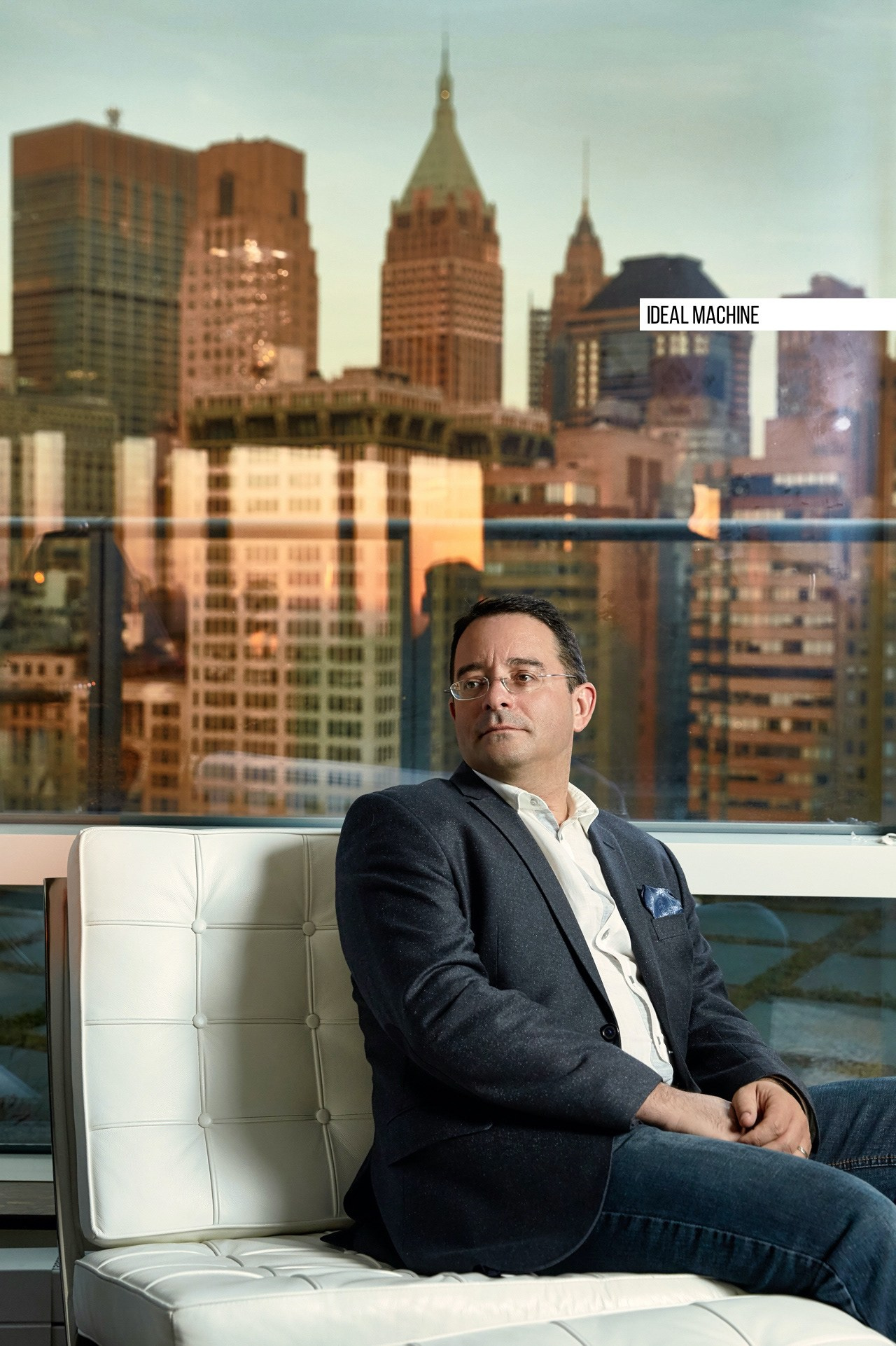 Портреты руководителей. Антон Вельт, арт-директор, фотограф