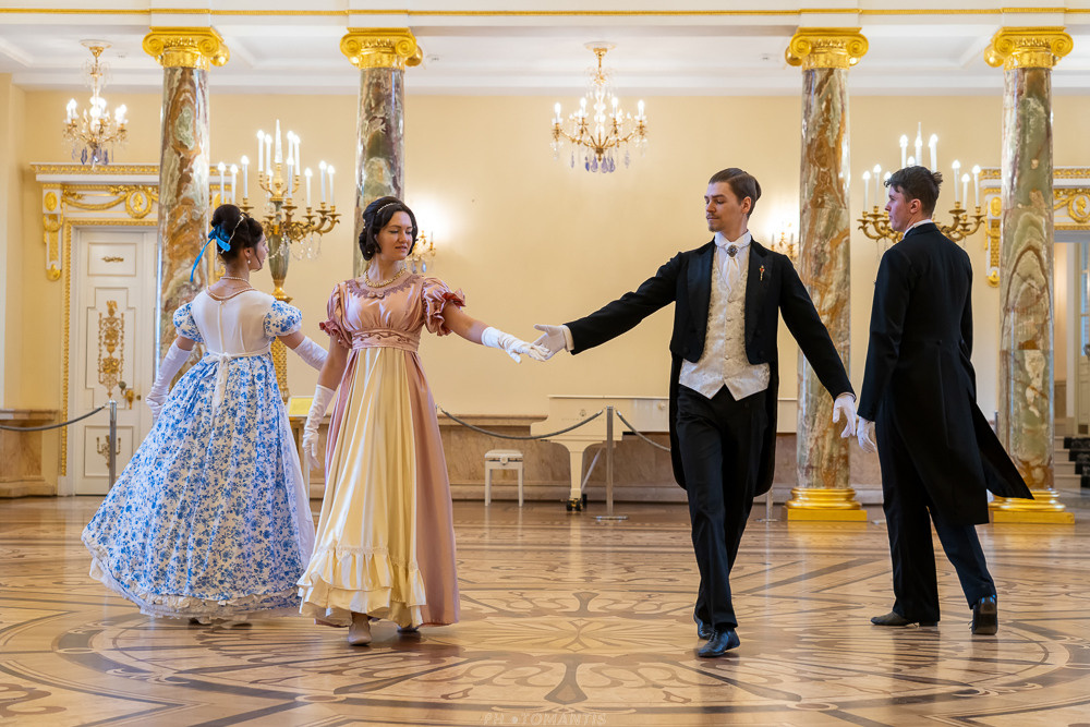 Танцы. Photomantis