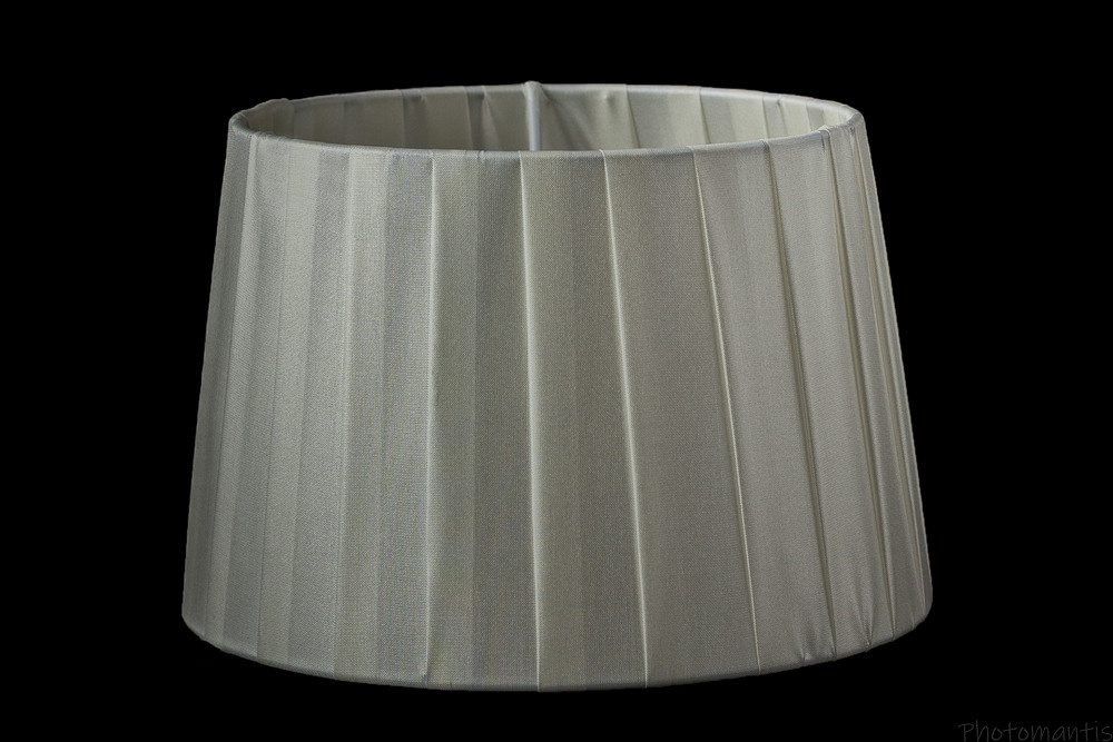 Люстры и лампы. Photomantis