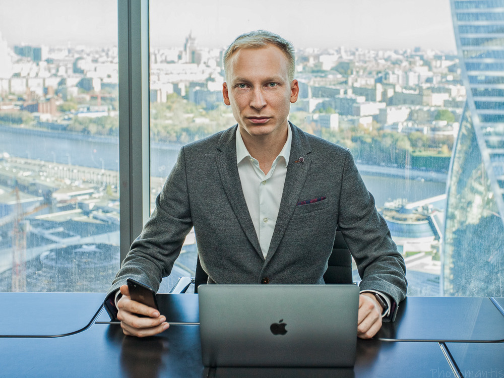 Деловой стиль. Photomantis