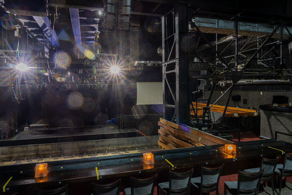 Промышленное помещение. Photomantis