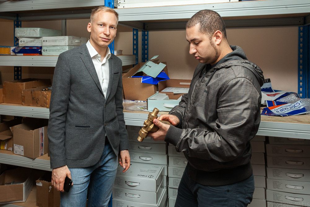 Деловой стиль. Photomantis