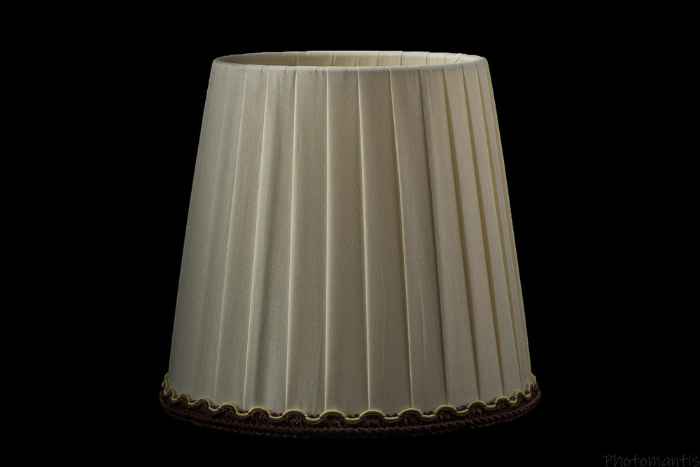 Люстры и лампы. Photomantis