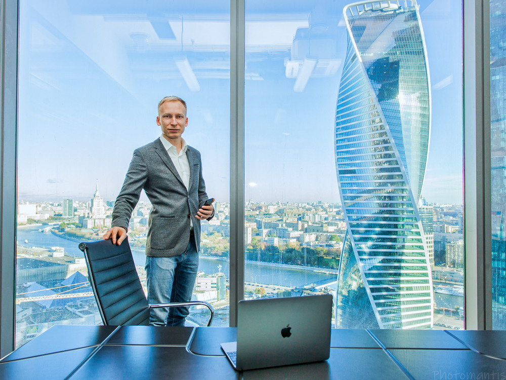 Деловой стиль. Photomantis