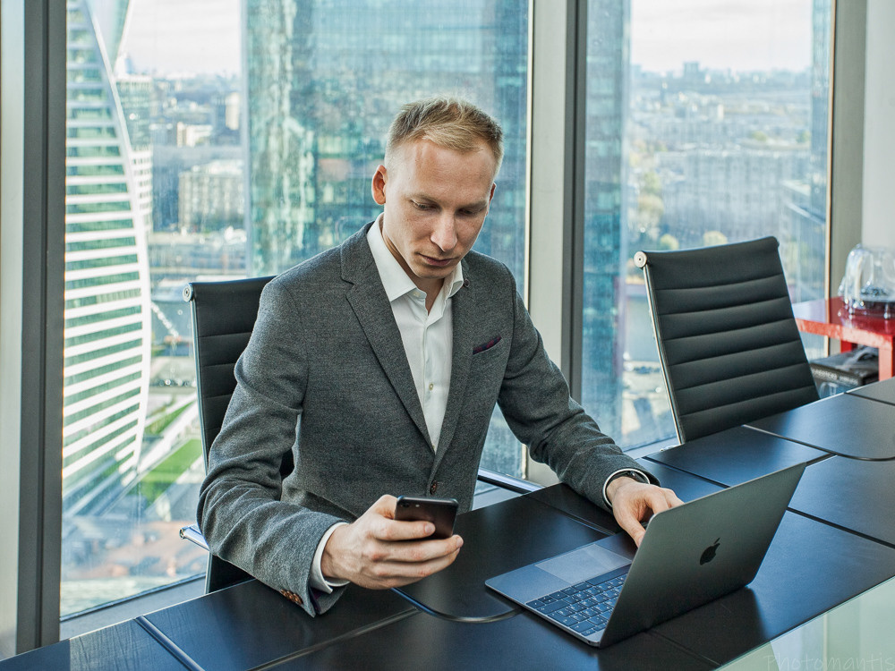 Деловой стиль. Photomantis