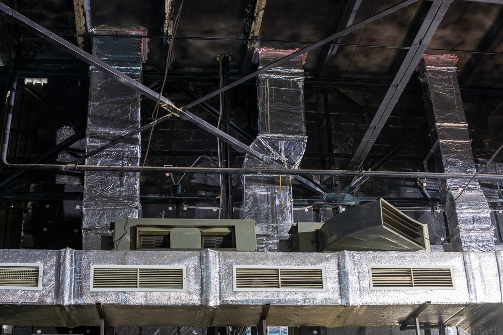 Промышленное помещение. Photomantis