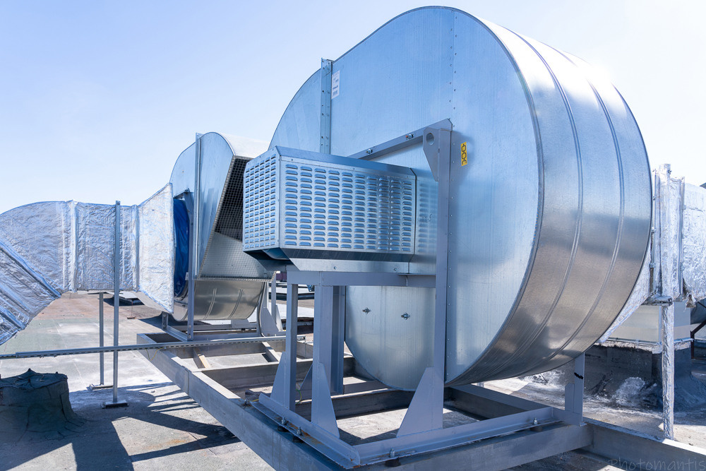 Промышленное помещение. Photomantis