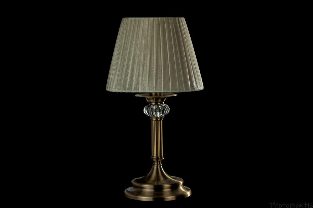 Люстры и лампы. Photomantis