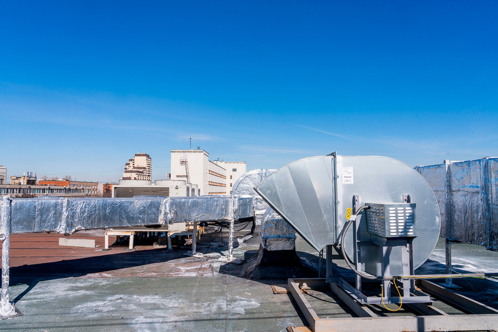 Промышленное помещение. Photomantis