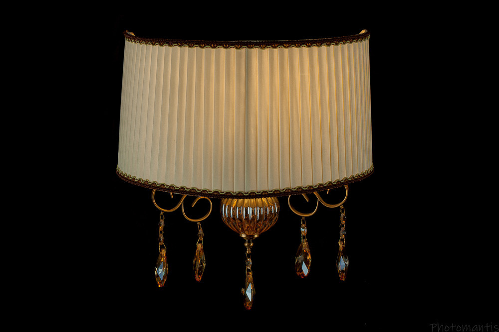 Люстры и лампы. Photomantis