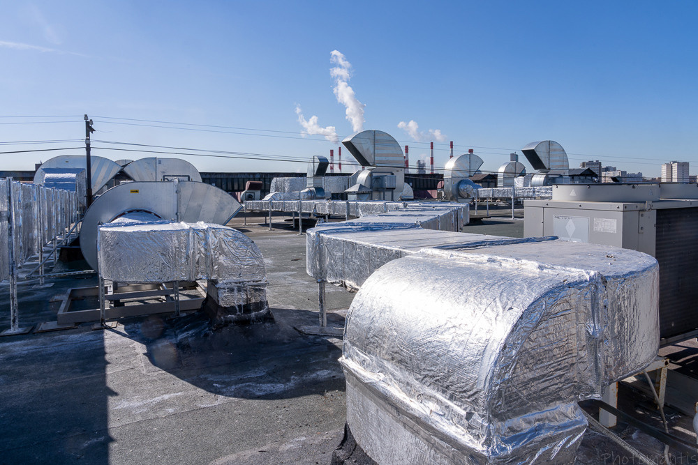 Промышленное помещение. Photomantis