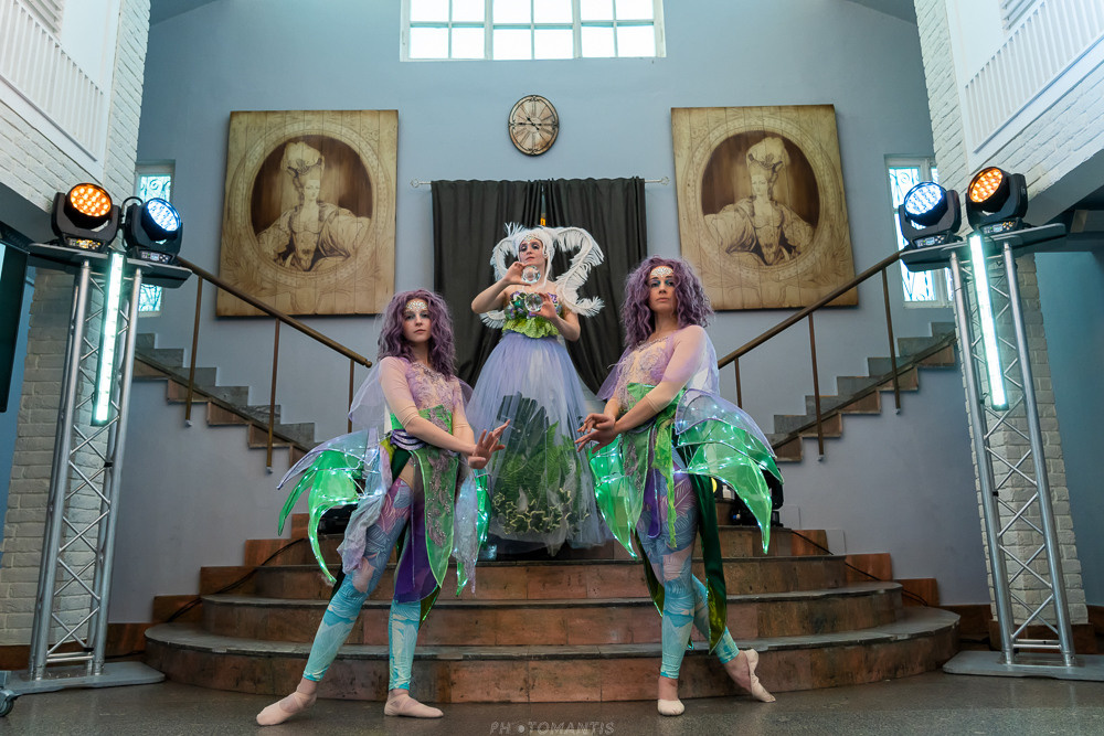 Танцы. Photomantis