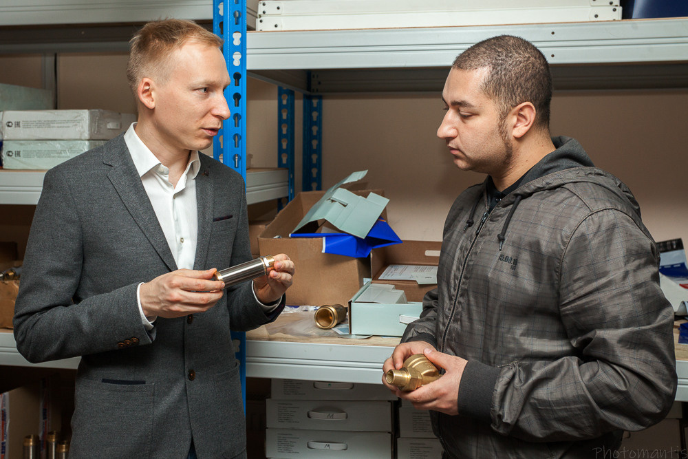 Деловой стиль. Photomantis