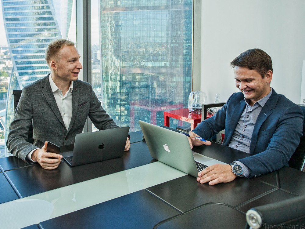 Деловой стиль. Photomantis