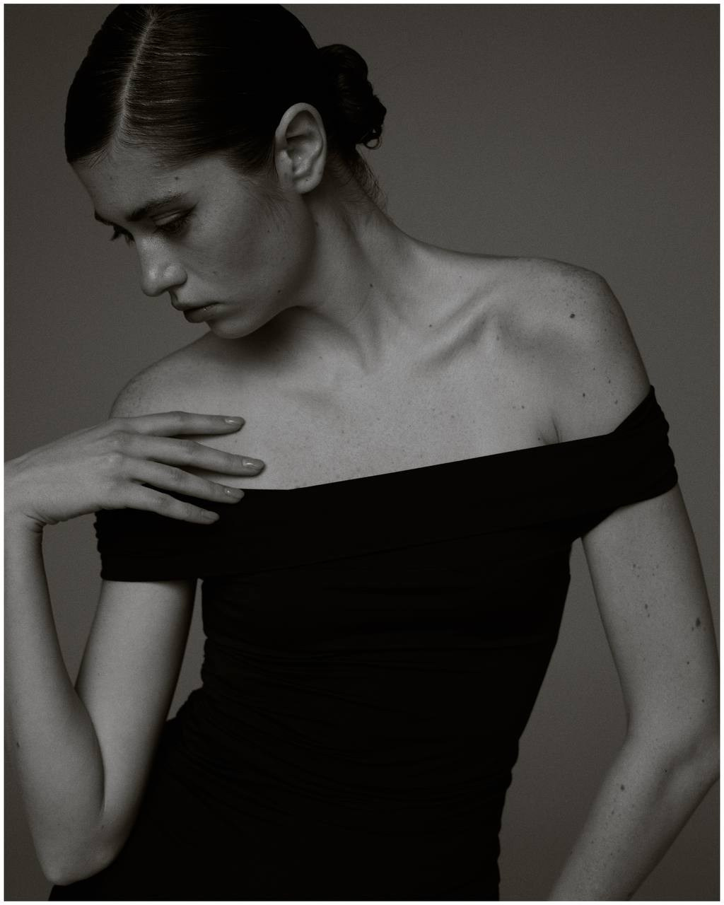 Anastasia. Фотограф для брендов и индивидуальных фотосессий в Москве