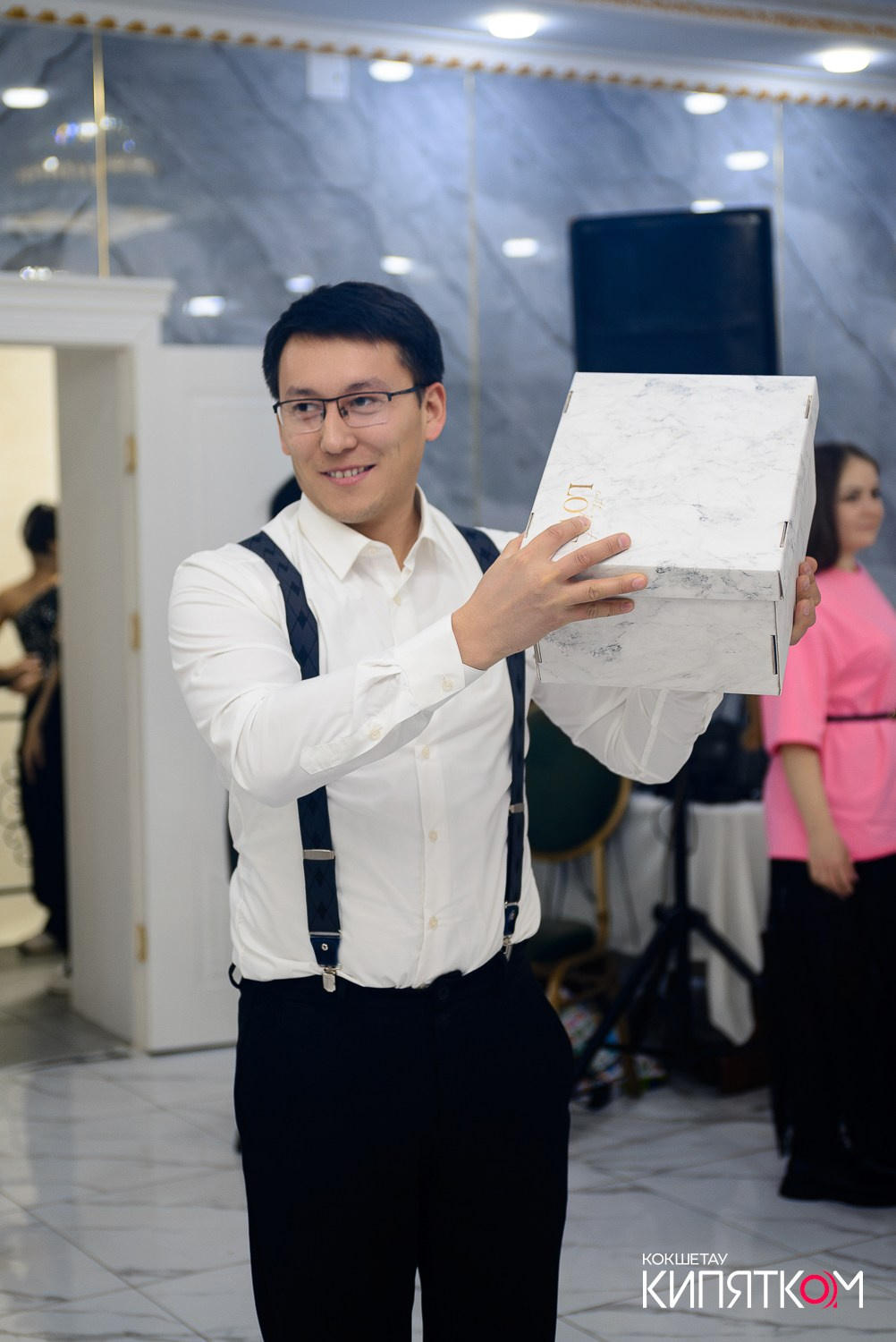 БОЛЬШОЙ ДЕВИЧНИК 5. КИПЯТКОМ КОКШЕТАУ