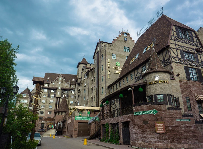 Уличные локации. Семейный фотограф Тюмень Ксения Дереглазова