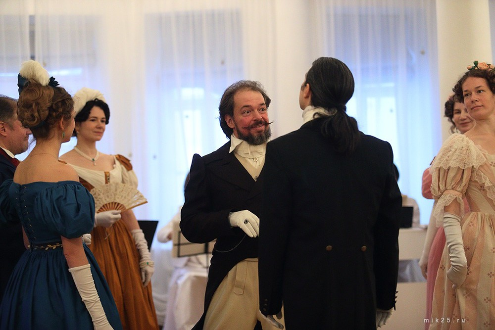 Рождественский бал. Mik25