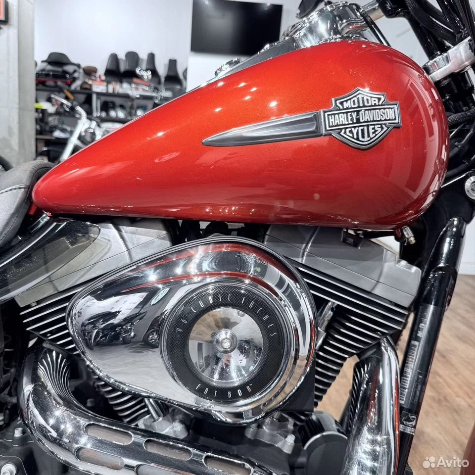 2010 Fat Bob Orаngе Lаva. Hello Davidson, Москва. Только хорошие мотоциклы…