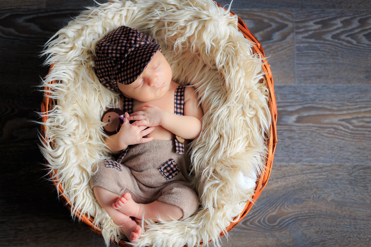 Фотографии новорожденных малышей. Семейный и детский фотограф, фотограф новорожденных в Новокузнецке Ири