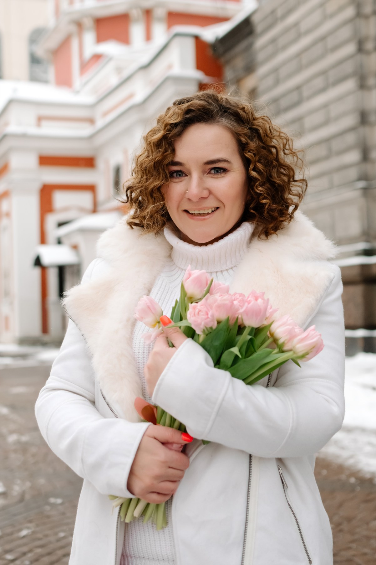 Юля с тюльпанами. Свадебный и сеейный фотограф в Санкт-Петербурге Елена Худякова