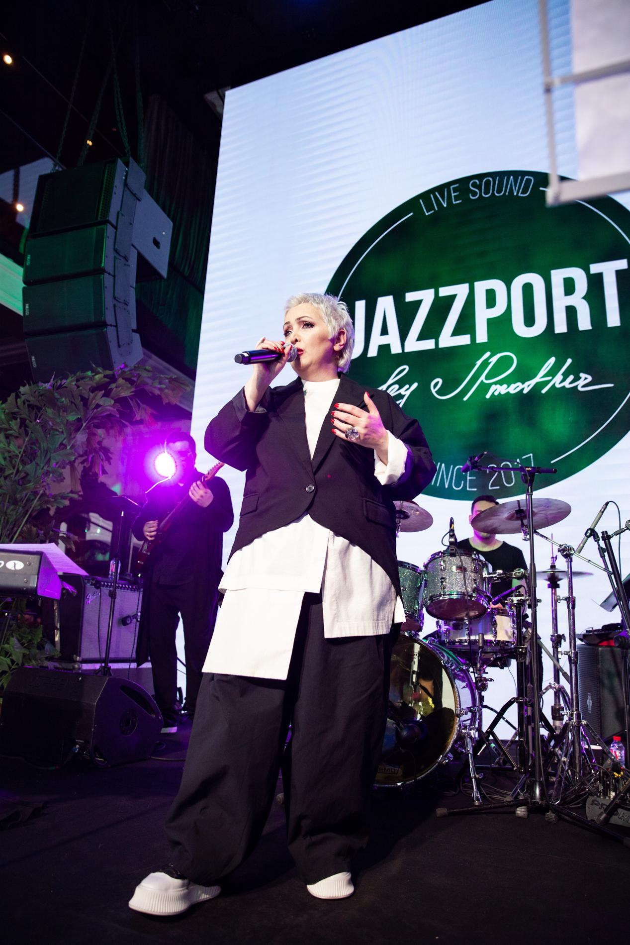 JAZZPORT april. Свадебный и семейный фотограф